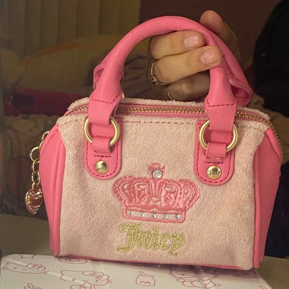 Like New- Juicy Couture Lovers Club Mini bag & Juicy Couture Heritage Camera bag
